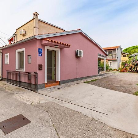 Nice Apartment In Premantura With Wifi Esterno foto