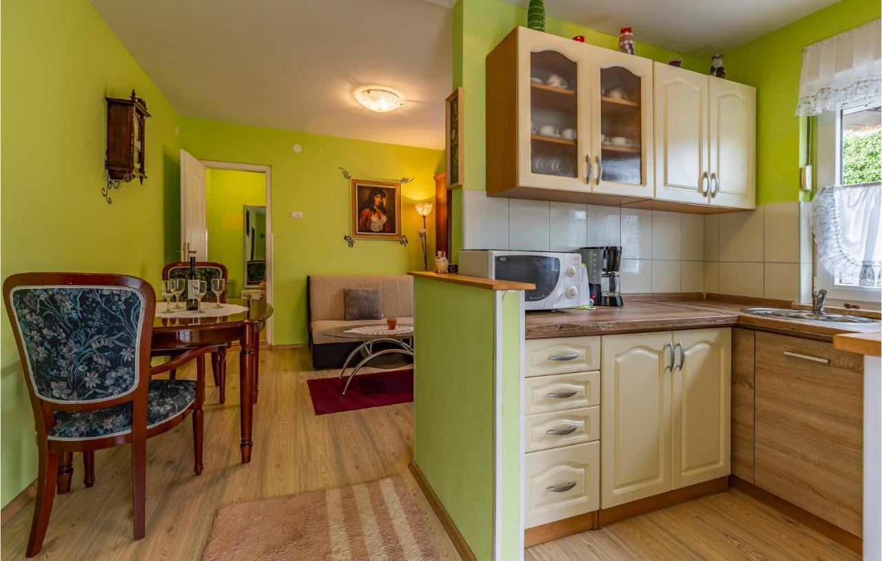 Nice Apartment In Premantura With Wifi Esterno foto