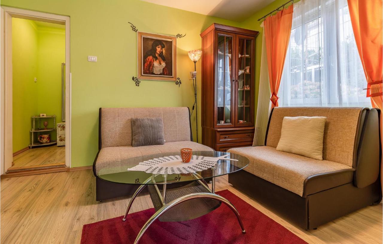 Nice Apartment In Premantura With Wifi Esterno foto